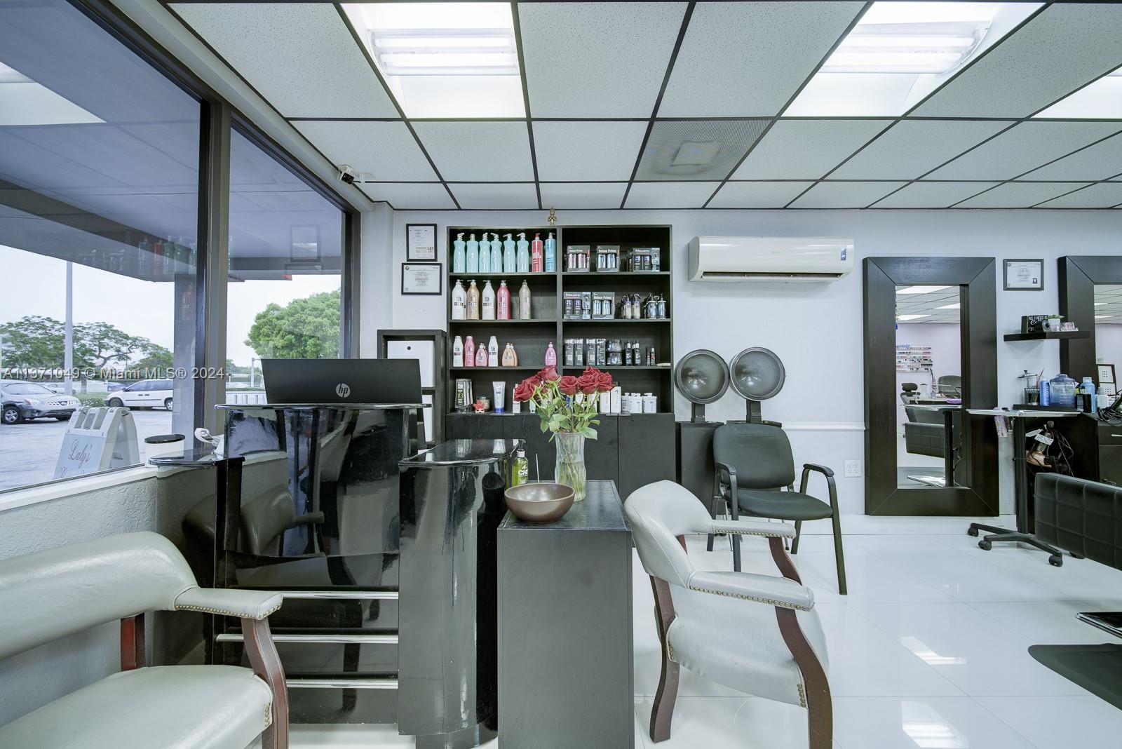 Unisex Beauty Salon For Sale, Miami, Florida 33165, ,Businessopportunity,For Sale,Unisex Beauty Salon For Sale,A11371049