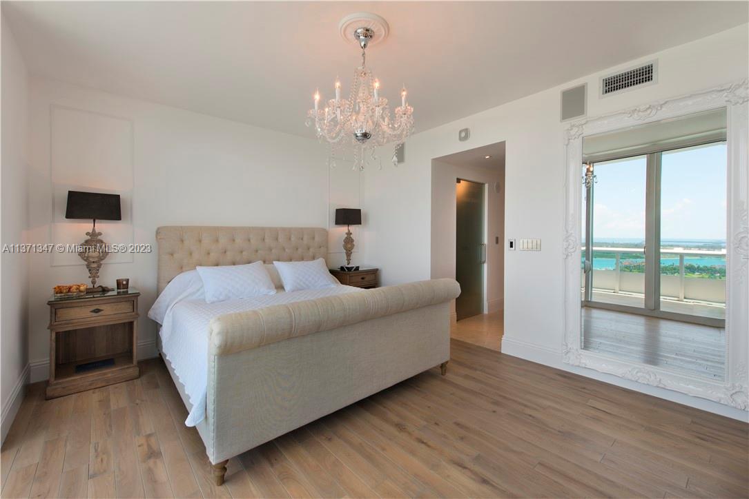 1000 Pointe Drive, Miami Beach, FL, 33139 United States, 3 Bedrooms Bedrooms, ,2 BathroomsBathrooms,Residential,For Sale,Pointe Drive,A11371347