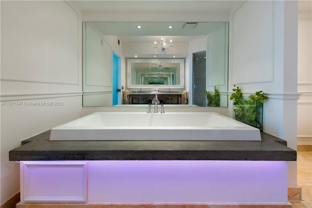 1000 Pointe Drive, Miami Beach, FL, 33139 United States, 3 Bedrooms Bedrooms, ,2 BathroomsBathrooms,Residential,For Sale,Pointe Drive,A11371347