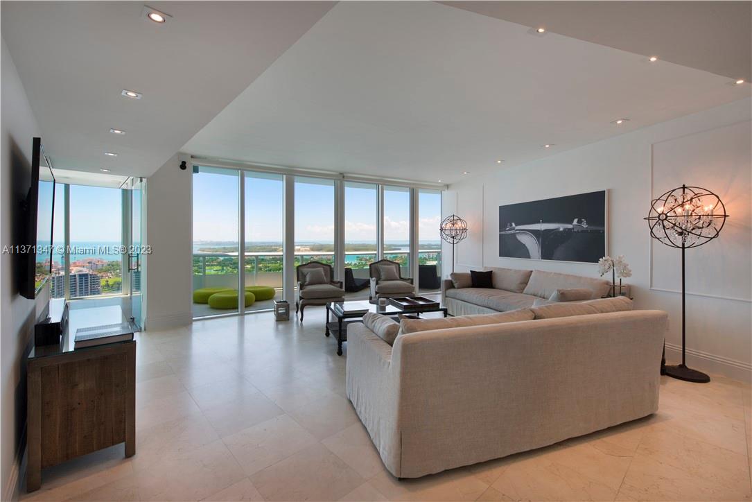 1000 Pointe Drive, Miami Beach, FL, 33139 United States, 3 Bedrooms Bedrooms, ,2 BathroomsBathrooms,Residential,For Sale,Pointe Drive,A11371347