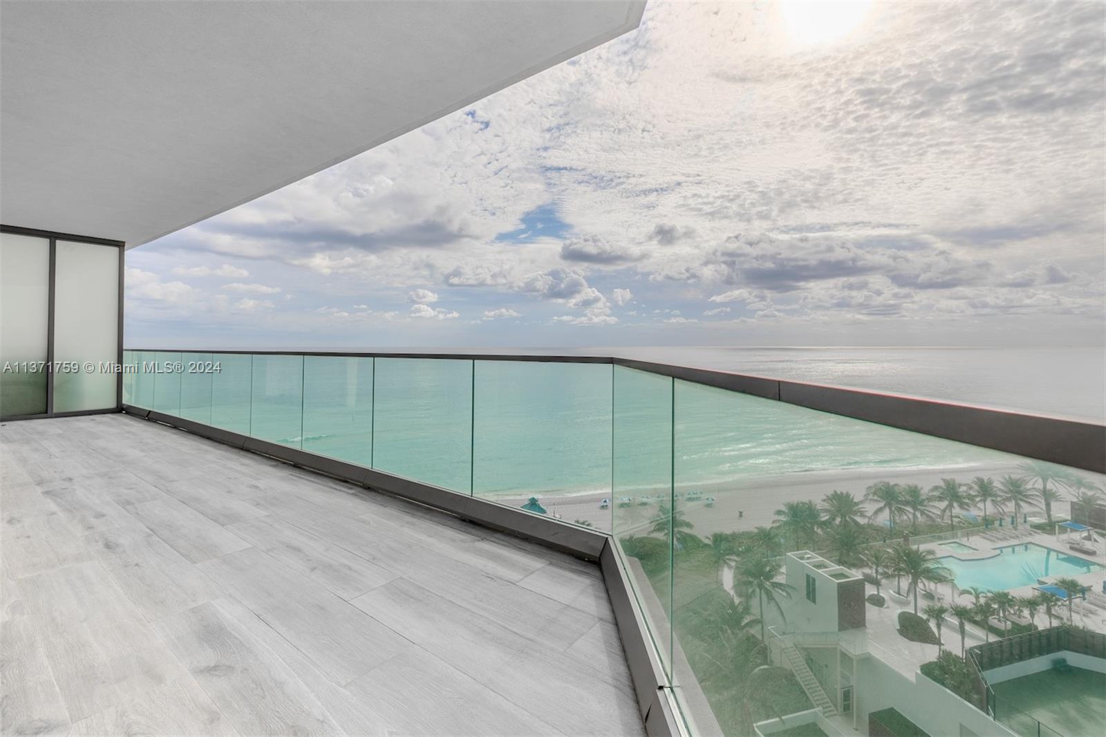 18975 Collins Ave, Sunny Isles Beach, FL, 33160 United States, 2 Bedrooms Bedrooms, ,2 BathroomsBathrooms,Residential,For Sale,Collins Ave,A11371759