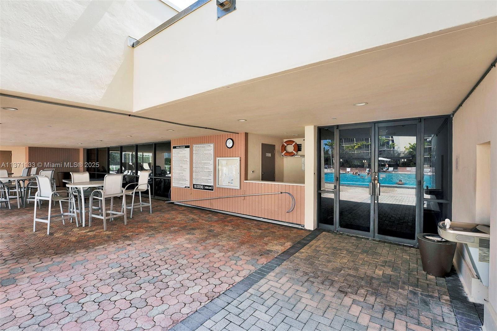 20335 W Country Club Dr 1109, Aventura, FL 33180, 2 Bedrooms Bedrooms, ,2 BathroomsBathrooms,Residential,For Sale,Country Club Dr,A11371133