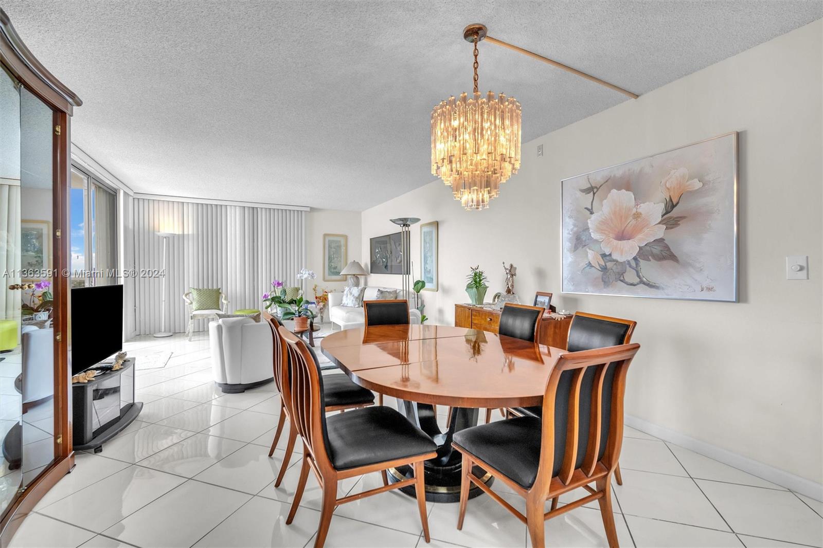 3625 Country Club Dr, Aventura, FL, 33180 United States, 2 Bedrooms Bedrooms, ,2 BathroomsBathrooms,Residential,For Sale,Country Club Dr,A11363591