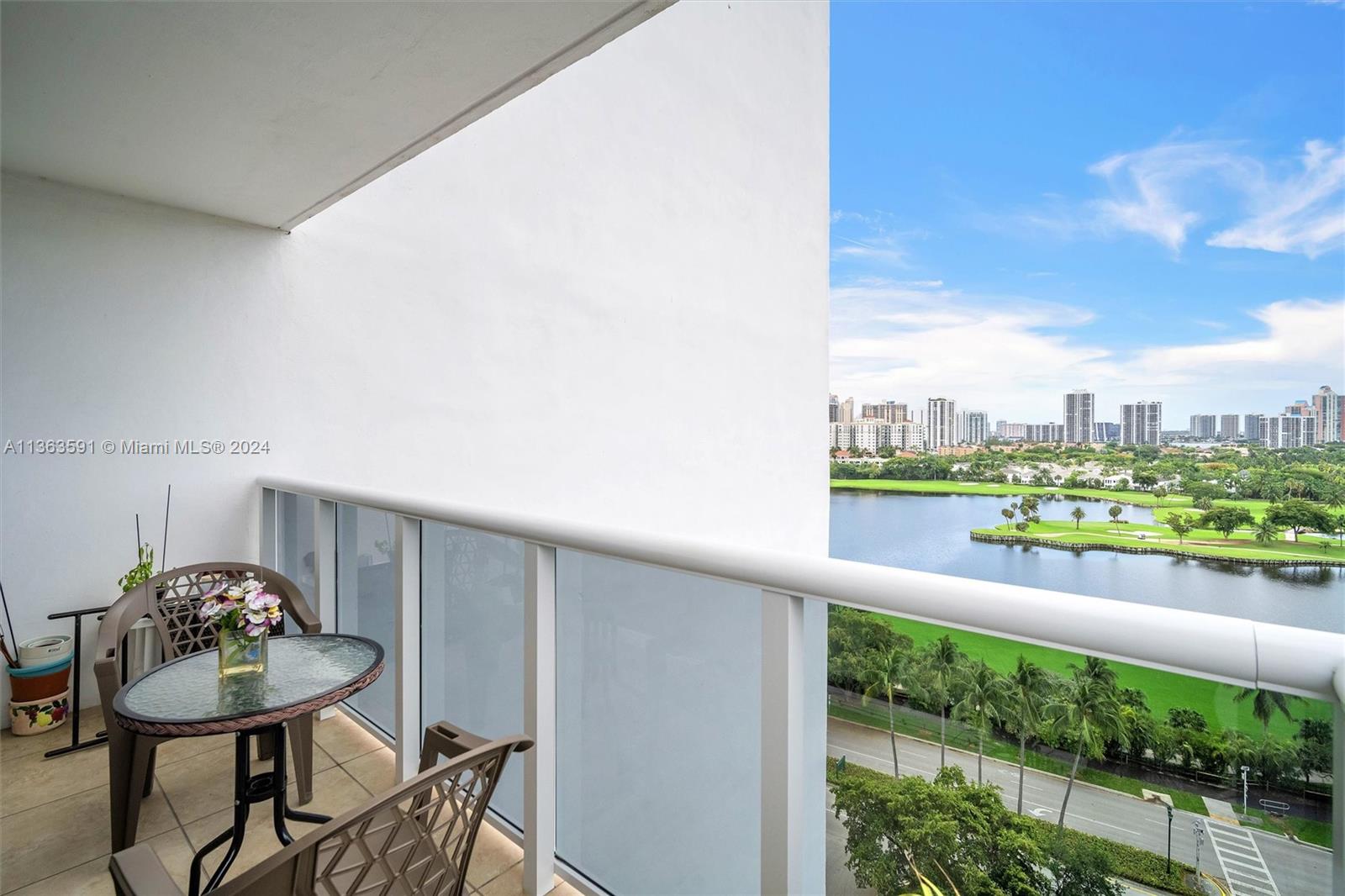 3625 Country Club Dr, Aventura, FL, 33180 United States, 2 Bedrooms Bedrooms, ,2 BathroomsBathrooms,Residential,For Sale,Country Club Dr,A11363591