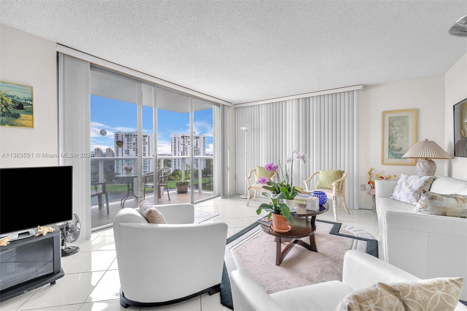 3625 Country Club Dr, Aventura, FL, 33180 United States, 2 Bedrooms Bedrooms, ,2 BathroomsBathrooms,Residential,For Sale,Country Club Dr,A11363591