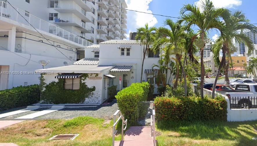2811 Indian Creek Dr a-c, Miami Beach, Florida 33140, 6 Bedrooms Bedrooms, ,5 BathroomsBathrooms,Residentiallease,For Rent,2811 Indian Creek Dr a-c,A11374205