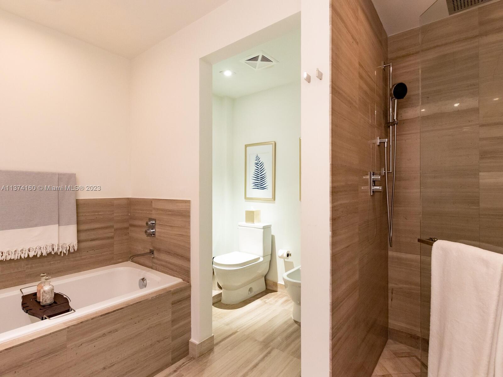 360 Ocean Dr 606S, Key Biscayne, Florida 33149, 3 Bedrooms Bedrooms, ,4 BathroomsBathrooms,Residentiallease,For Rent,360 Ocean Dr 606S,A11374160