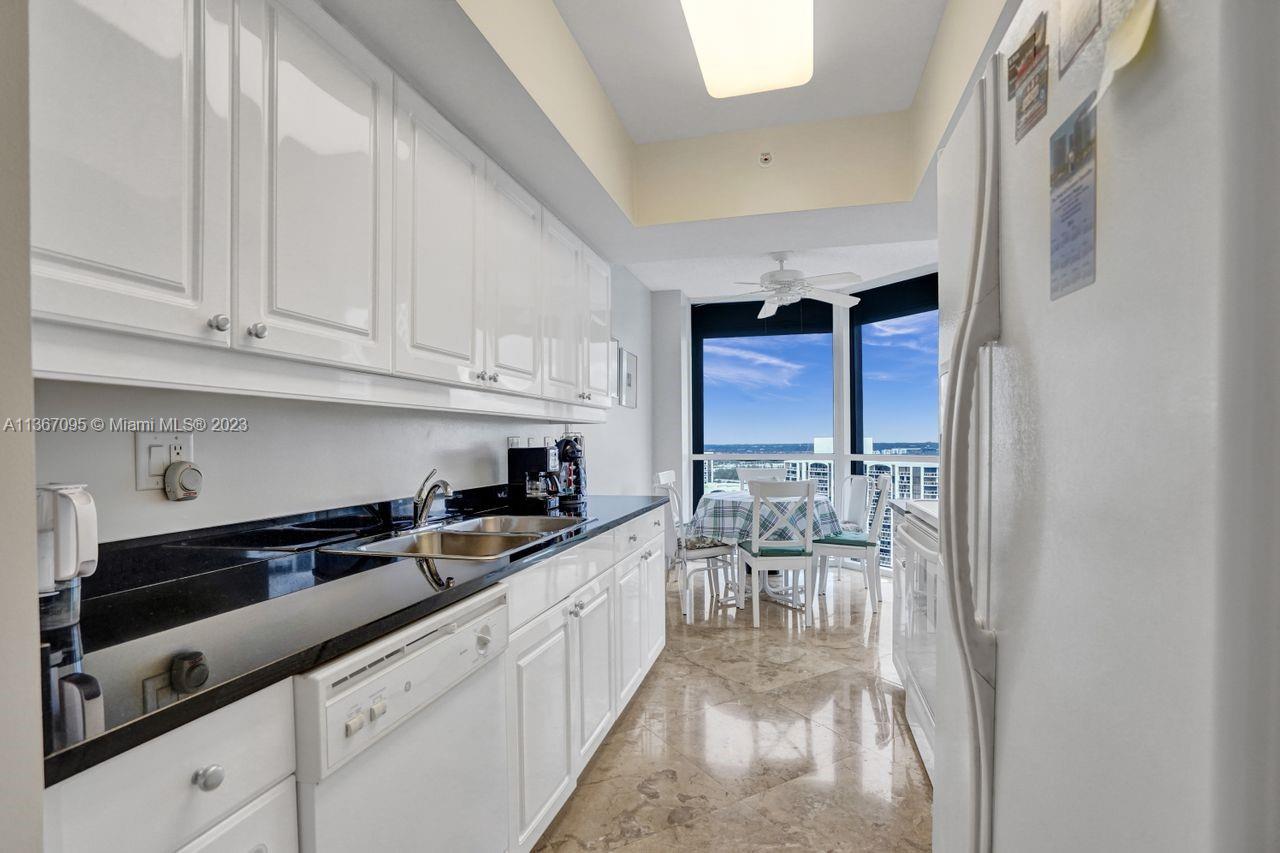 21055 Yacht Club Dr, Aventura, FL, 33180 United States, 3 Bedrooms Bedrooms, ,2 BathroomsBathrooms,Residential,For Sale,Yacht Club Dr,A11367095
