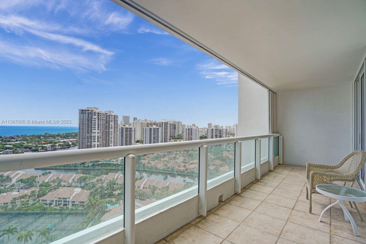 21055 Yacht Club Dr, Aventura, FL, 33180 United States, 3 Bedrooms Bedrooms, ,2 BathroomsBathrooms,Residential,For Sale,Yacht Club Dr,A11367095