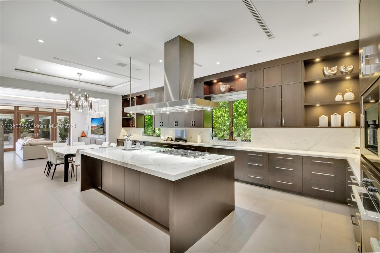 9050 63rd Ct, Pinecrest, FL, 33156 United States, 8 Bedrooms Bedrooms, ,9 BathroomsBathrooms,Residential,For Sale,63rd Ct,A11369965