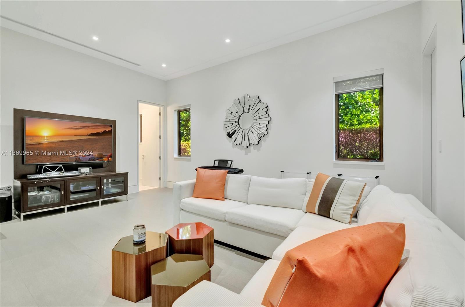 9050 63rd Ct, Pinecrest, FL, 33156 United States, 8 Bedrooms Bedrooms, ,9 BathroomsBathrooms,Residential,For Sale,63rd Ct,A11369965