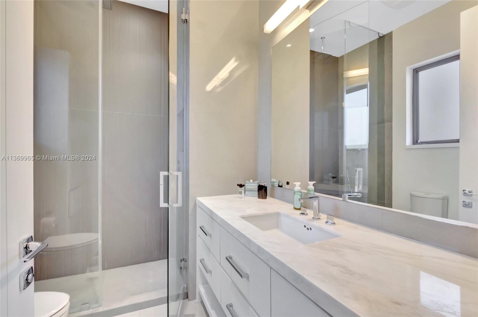 9050 63rd Ct, Pinecrest, FL, 33156 United States, 8 Bedrooms Bedrooms, ,9 BathroomsBathrooms,Residential,For Sale,63rd Ct,A11369965