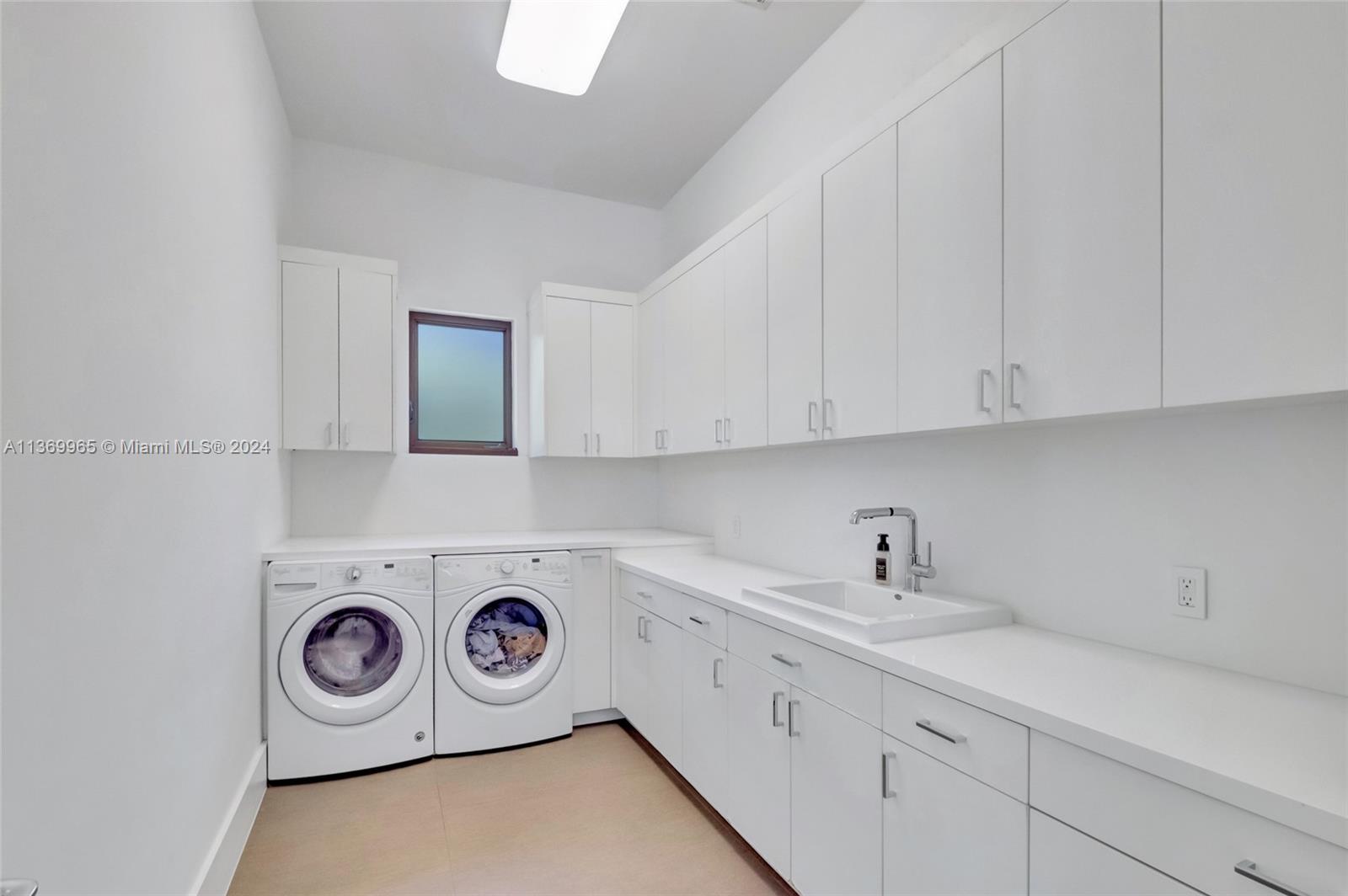 9050 63rd Ct, Pinecrest, FL, 33156 United States, 8 Bedrooms Bedrooms, ,9 BathroomsBathrooms,Residential,For Sale,63rd Ct,A11369965