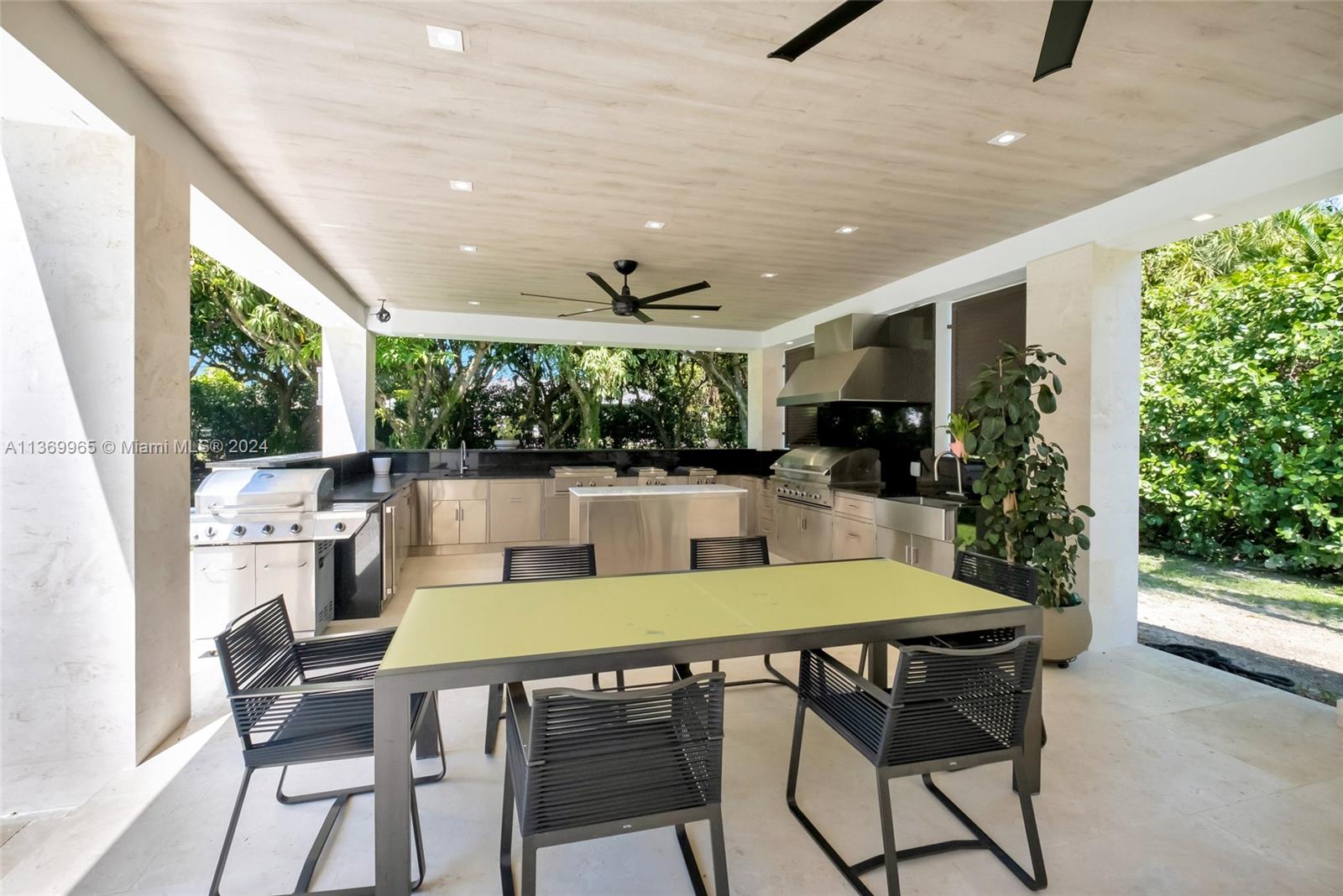 9050 63rd Ct, Pinecrest, FL, 33156 United States, 8 Bedrooms Bedrooms, ,9 BathroomsBathrooms,Residential,For Sale,63rd Ct,A11369965