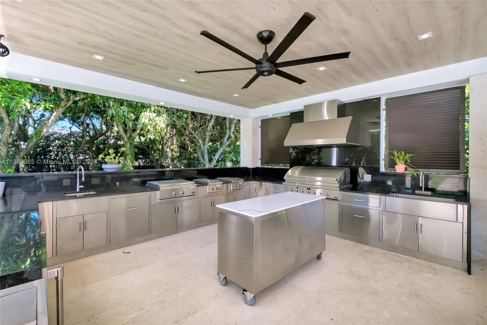 9050 63rd Ct, Pinecrest, FL, 33156 United States, 8 Bedrooms Bedrooms, ,9 BathroomsBathrooms,Residential,For Sale,63rd Ct,A11369965