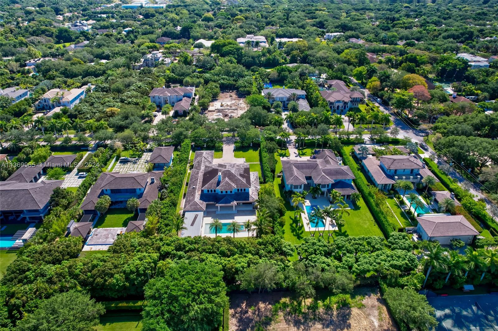 9050 63rd Ct, Pinecrest, FL, 33156 United States, 8 Bedrooms Bedrooms, ,9 BathroomsBathrooms,Residential,For Sale,63rd Ct,A11369965