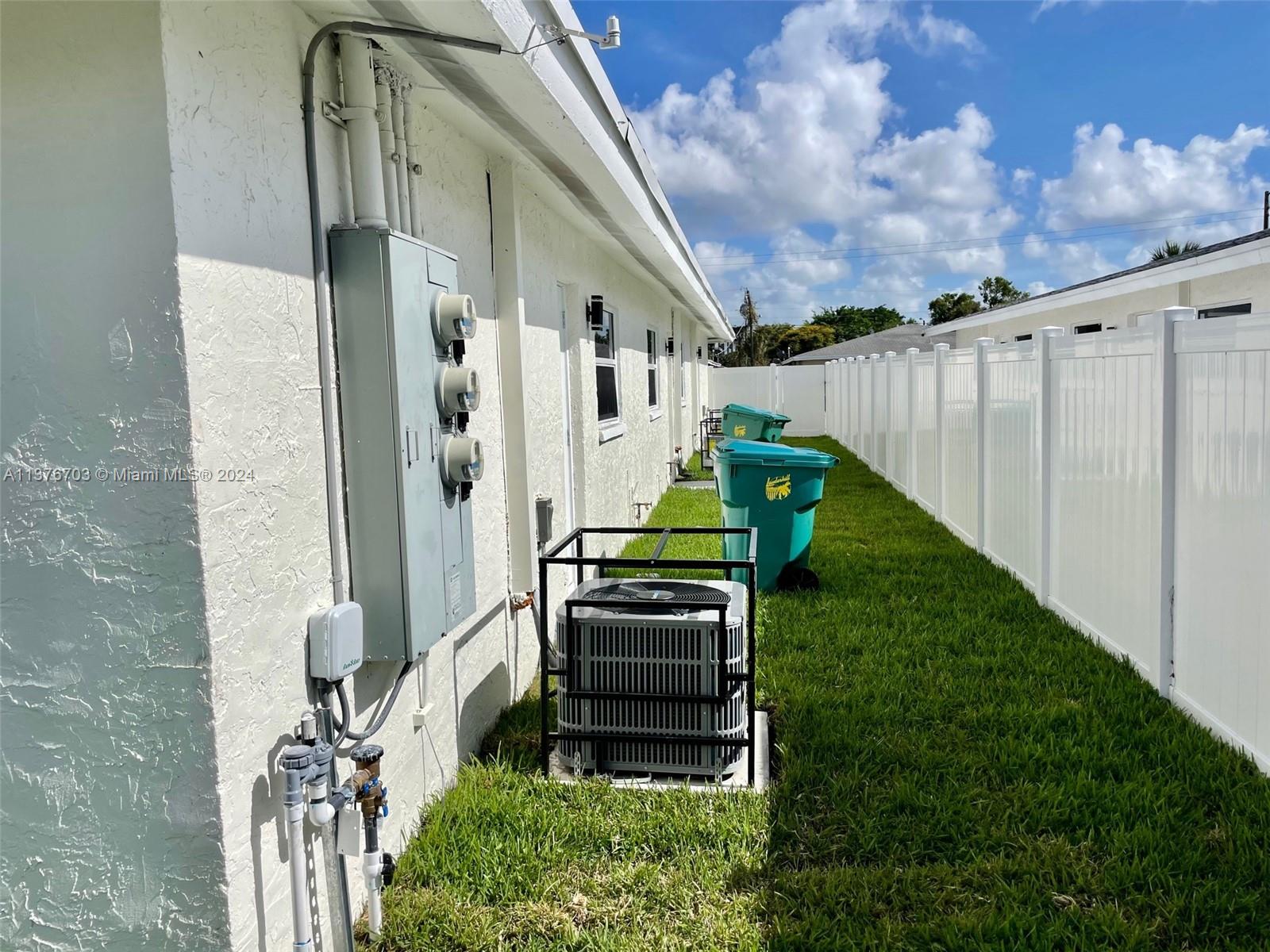 5721 NW 28th St, Lauderhill, Florida 33313, ,Residentialincome,For Sale,5721 NW 28th St,A11376703