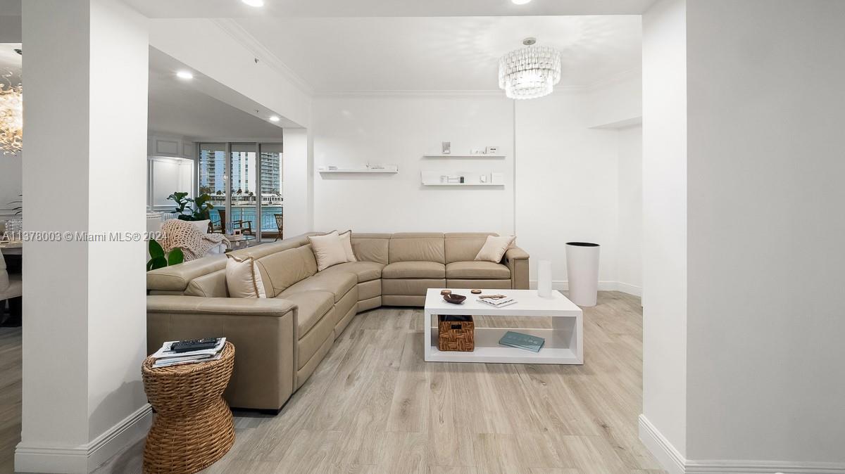 848 Brickell Key Dr, Miami, FL, 33131 United States, 4 Bedrooms Bedrooms, ,4 BathroomsBathrooms,Residential,For Sale,Brickell Key Dr,A11378003