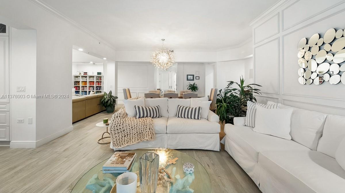 848 Brickell Key Dr, Miami, FL, 33131 United States, 4 Bedrooms Bedrooms, ,4 BathroomsBathrooms,Residential,For Sale,Brickell Key Dr,A11378003