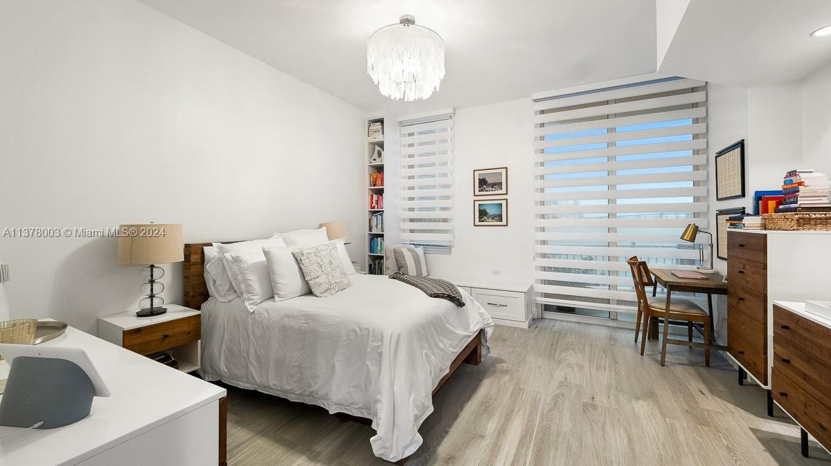 848 Brickell Key Dr, Miami, FL, 33131 United States, 4 Bedrooms Bedrooms, ,4 BathroomsBathrooms,Residential,For Sale,Brickell Key Dr,A11378003