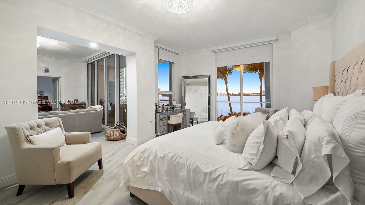 848 Brickell Key Dr, Miami, FL, 33131 United States, 4 Bedrooms Bedrooms, ,4 BathroomsBathrooms,Residential,For Sale,Brickell Key Dr,A11378003