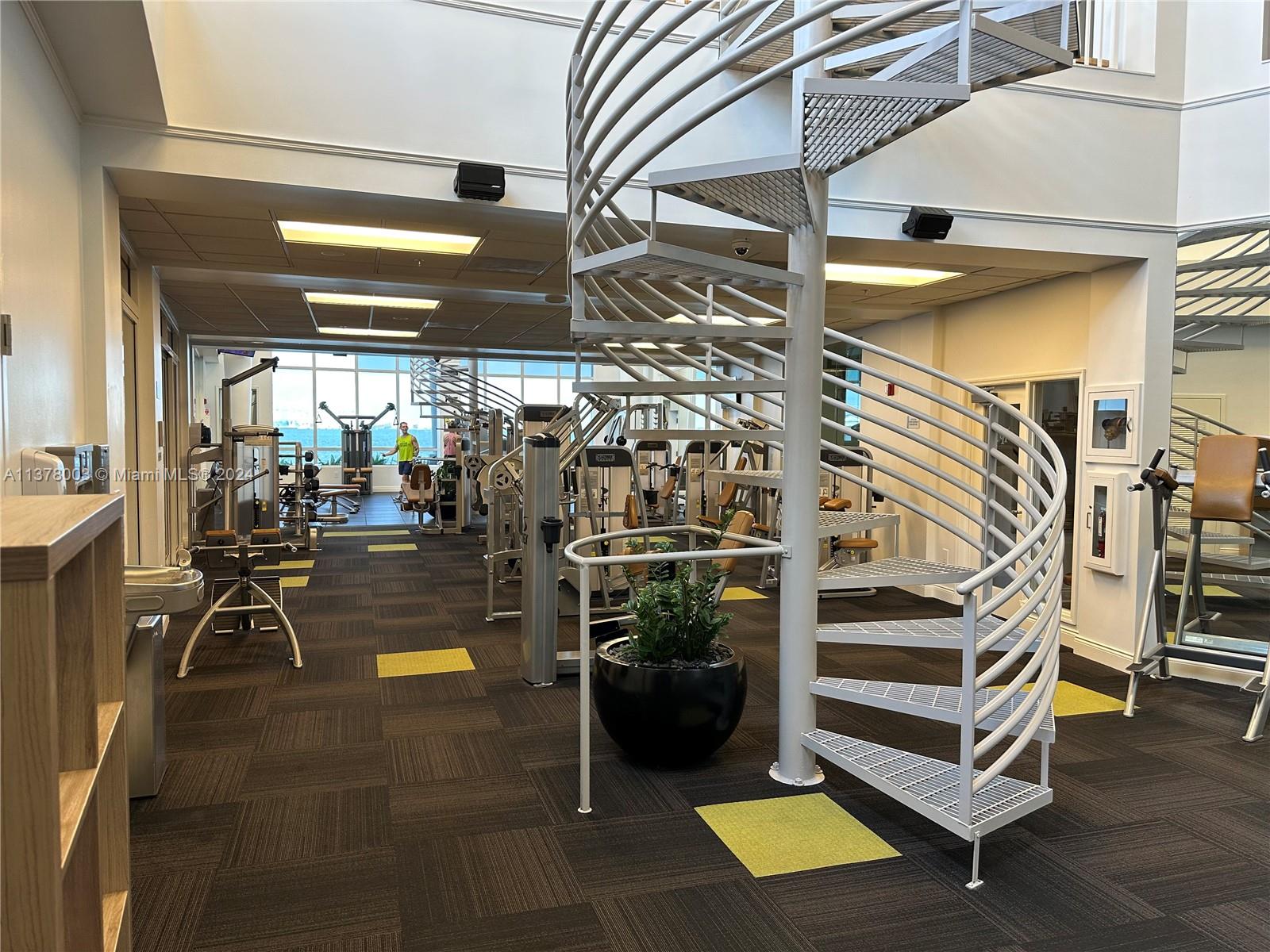 848 Brickell Key Dr, Miami, FL, 33131 United States, 4 Bedrooms Bedrooms, ,4 BathroomsBathrooms,Residential,For Sale,Brickell Key Dr,A11378003