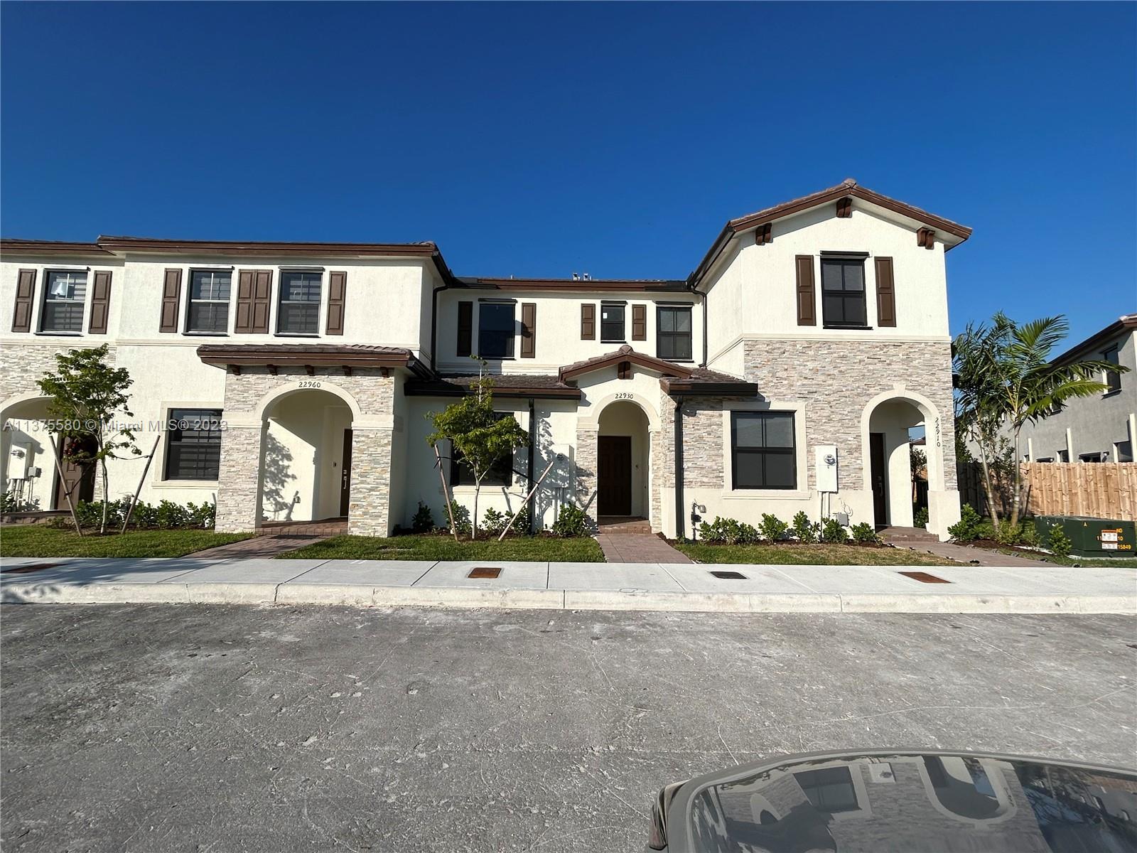 22930 SW 99th Ct  For Sale A11375580, FL