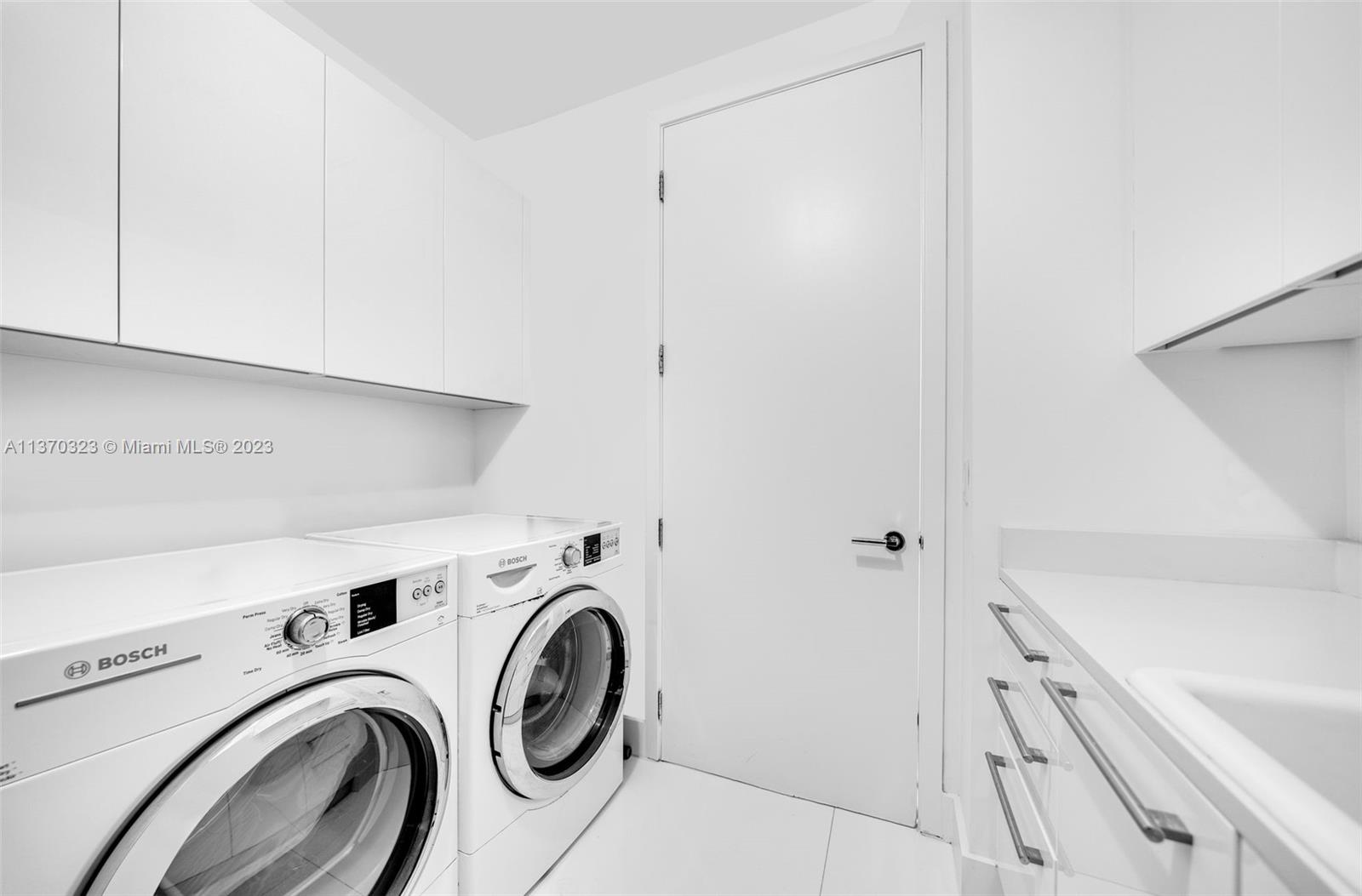 9701 Collins Ave, Bal Harbour, FL, 33154 United States, 4 Bedrooms Bedrooms, ,4 BathroomsBathrooms,Residential,For Sale,Collins Ave,A11370323