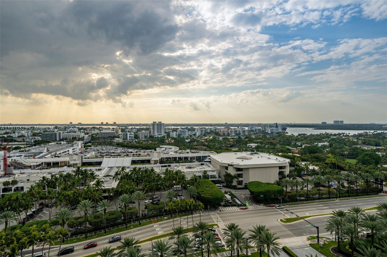 9701 Collins Ave, Bal Harbour, FL, 33154 United States, 4 Bedrooms Bedrooms, ,4 BathroomsBathrooms,Residential,For Sale,Collins Ave,A11370323