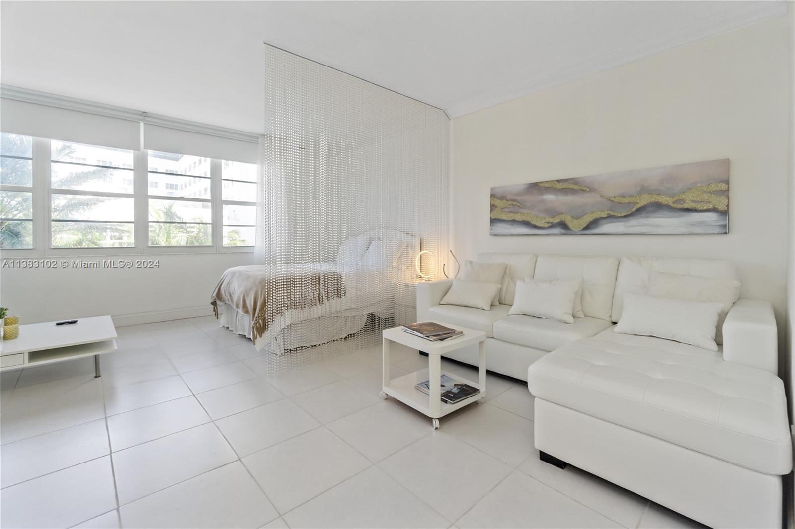 100 Lincoln Rd 306, Miami Beach, Florida 33139, ,1 BathroomBathrooms,Residentiallease,For Rent,100 Lincoln Rd 306,A11383102