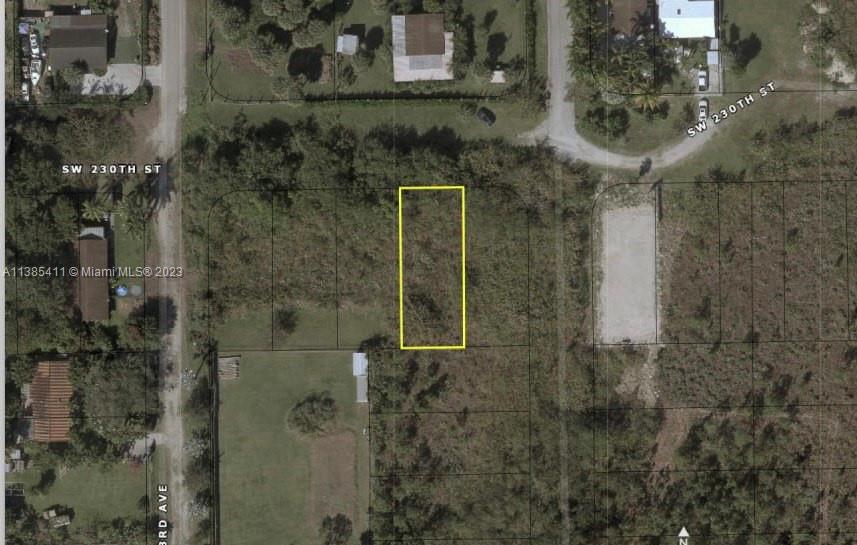 12272 SW 230 ST  For Sale A11385411, FL