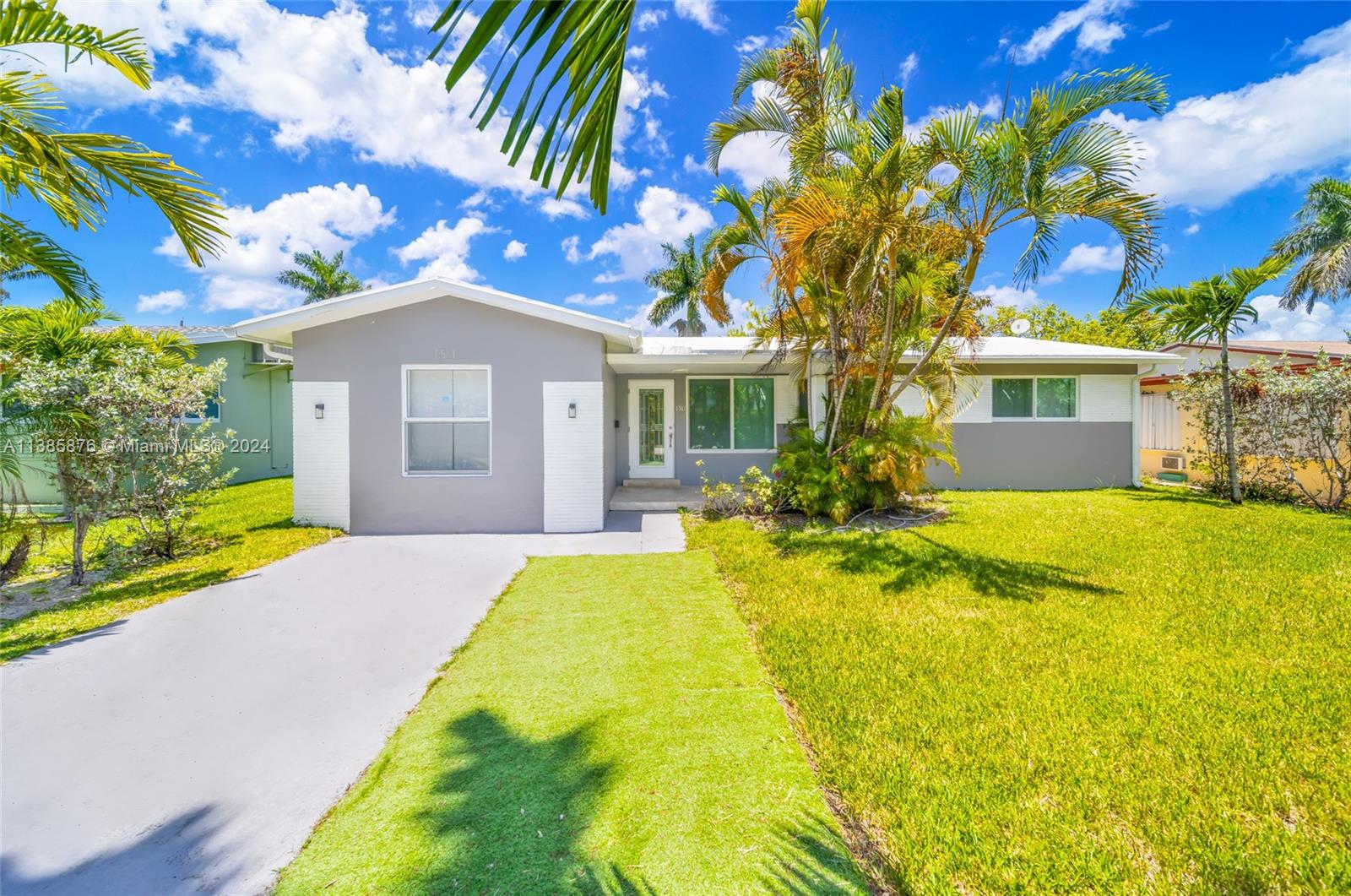 1511 Arthur St, Hollywood, Florida 33020, 3 Bedrooms Bedrooms, ,3 BathroomsBathrooms,Residential,For Sale,1511 Arthur St,A11385876