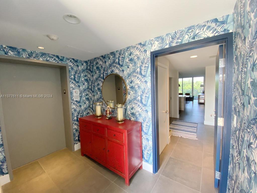 16385 Biscayne Blvd 318, North Miami Beach, Florida 33160, 2 Bedrooms Bedrooms, ,2 BathroomsBathrooms,Residential,For Sale,16385 Biscayne Blvd 318,A11377611