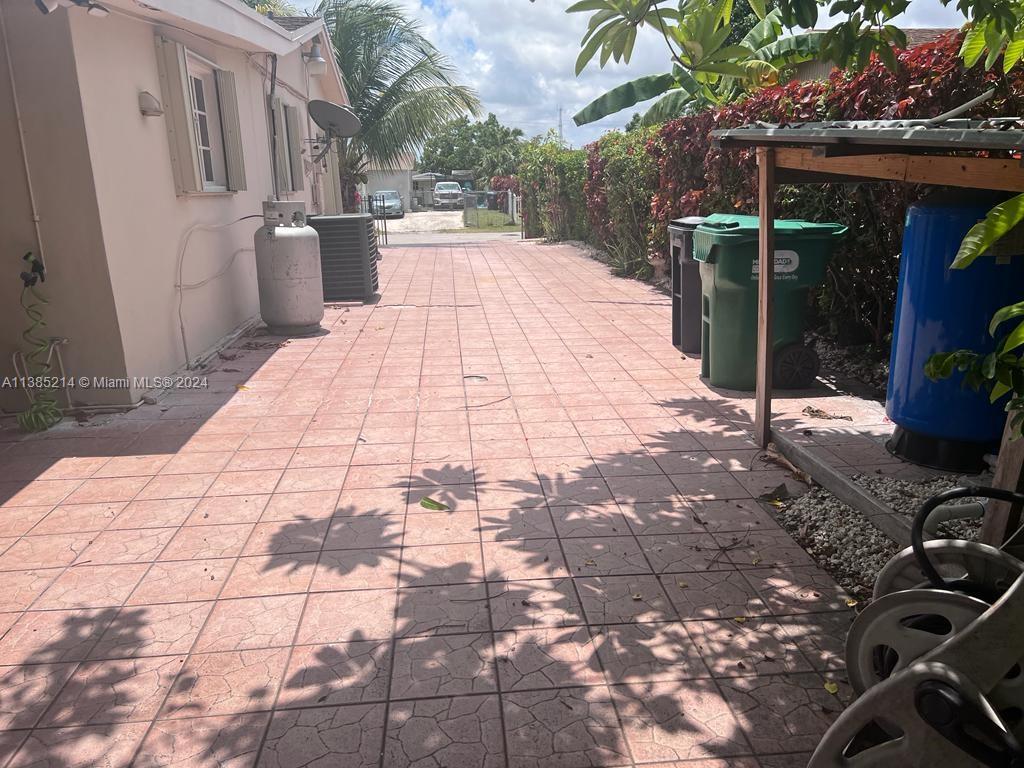 15745 SW 303rd Ter, Homestead, Florida 33033, 4 Bedrooms Bedrooms, ,2 BathroomsBathrooms,Residential,For Sale,15745 SW 303rd Ter,A11385214