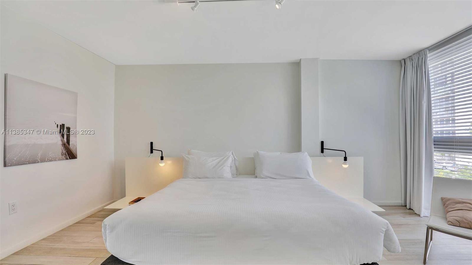 285 Sunrise Drive 202, Key Biscayne, Florida 33149, 1 Bedroom Bedrooms, ,1 BathroomBathrooms,Residentiallease,For Rent,285 Sunrise Drive 202,A11385347