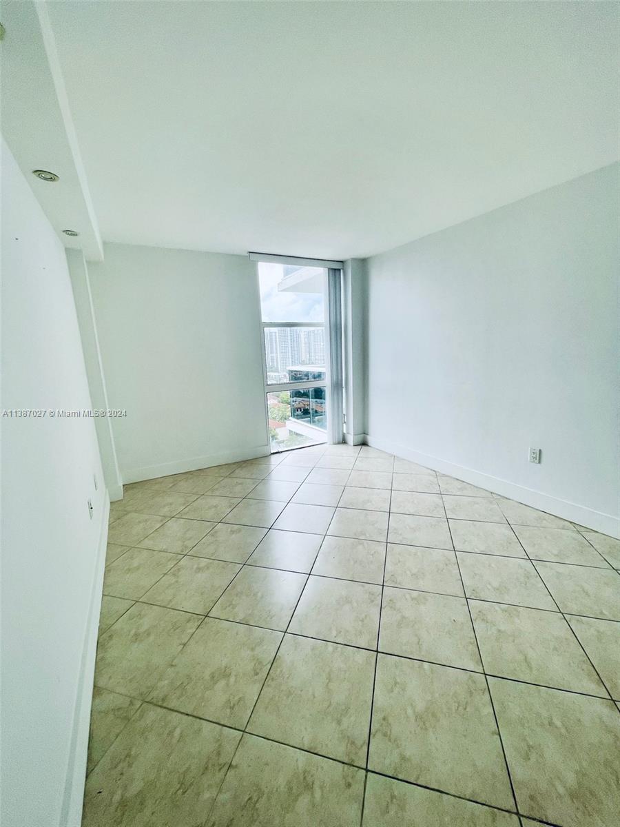 3625 N Country Club Dr 2010, Aventura, Florida 33180, 2 Bedrooms Bedrooms, ,2 BathroomsBathrooms,Residential,For Sale,3625 N Country Club Dr 2010,A11387027