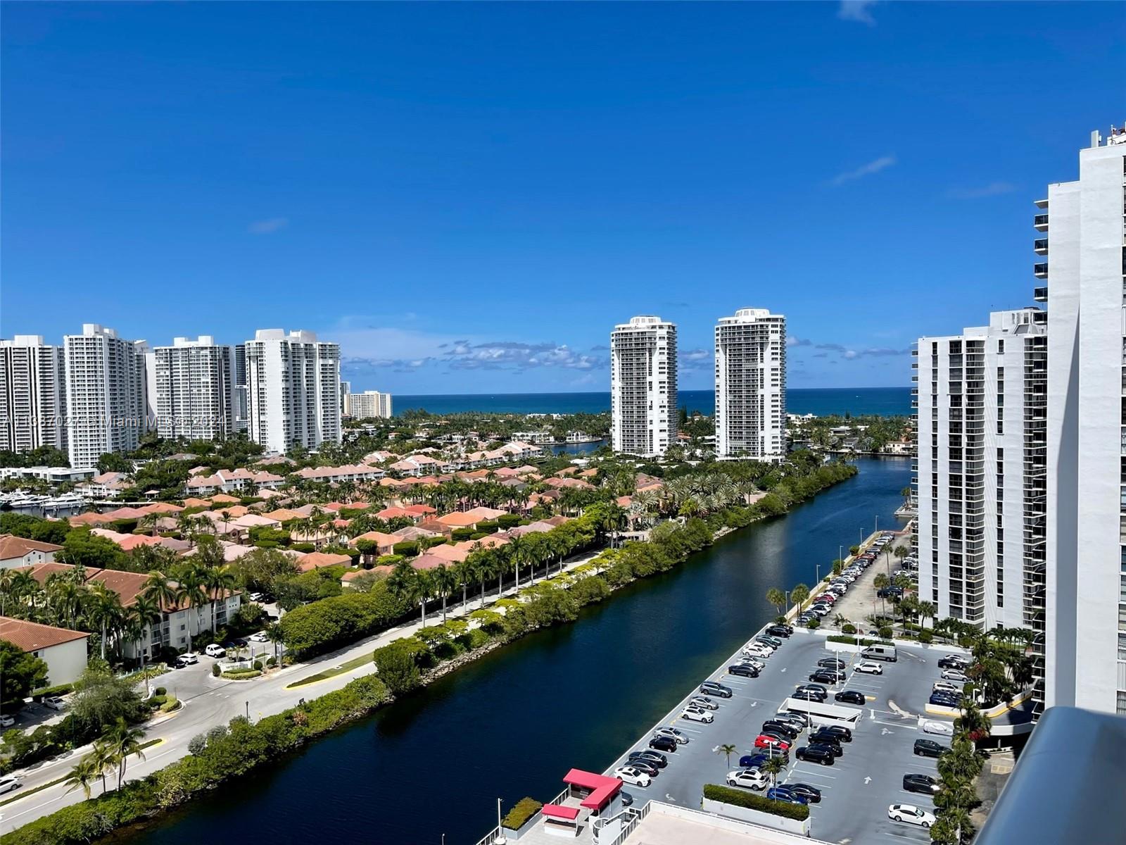 3625 N Country Club Dr 2010, Aventura, Florida 33180, 2 Bedrooms Bedrooms, ,2 BathroomsBathrooms,Residential,For Sale,3625 N Country Club Dr 2010,A11387027