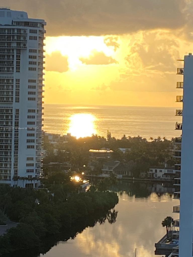 3625 N Country Club Dr 2010, Aventura, Florida 33180, 2 Bedrooms Bedrooms, ,2 BathroomsBathrooms,Residential,For Sale,3625 N Country Club Dr 2010,A11387027