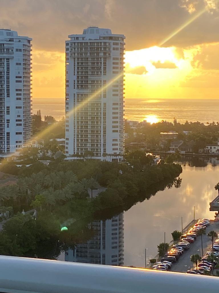 3625 N Country Club Dr 2010, Aventura, Florida 33180, 2 Bedrooms Bedrooms, ,2 BathroomsBathrooms,Residential,For Sale,3625 N Country Club Dr 2010,A11387027