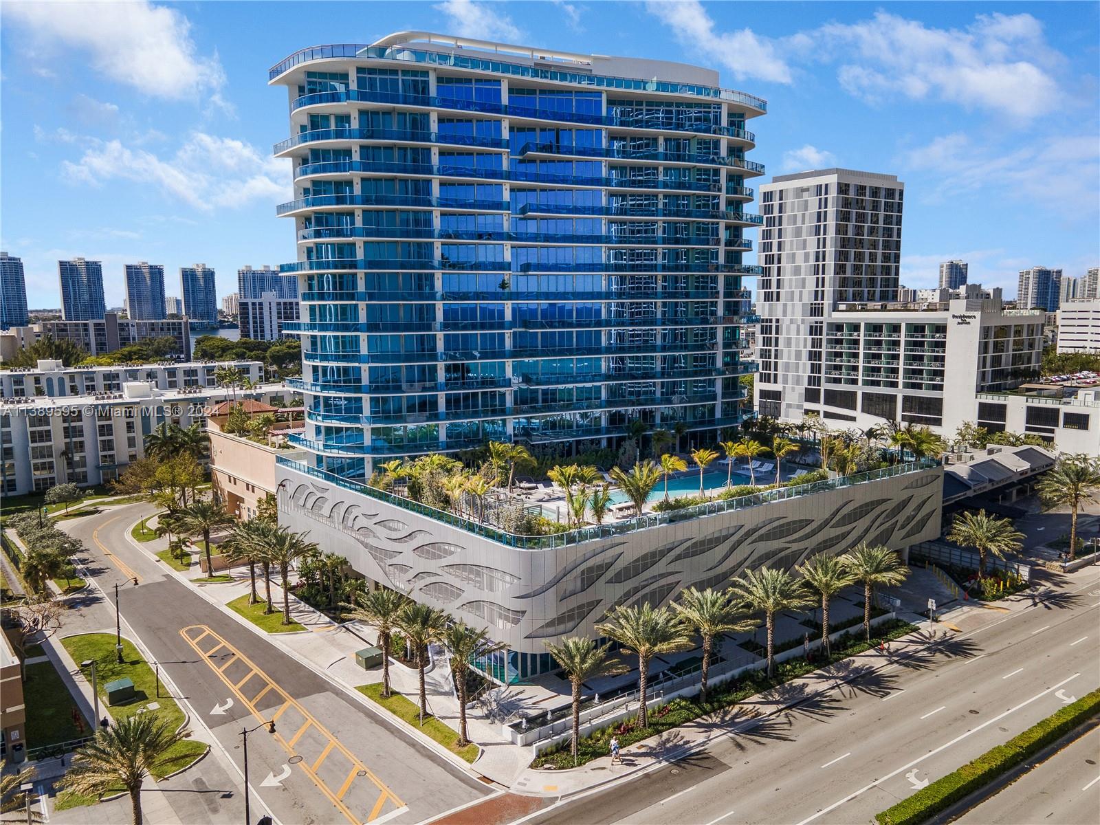 17550 Collins Ave, Sunny Isles Beach, FL, 33160 United States, 2 Bedrooms Bedrooms, ,2 BathroomsBathrooms,Residential,For Sale,Collins Ave,A11389595