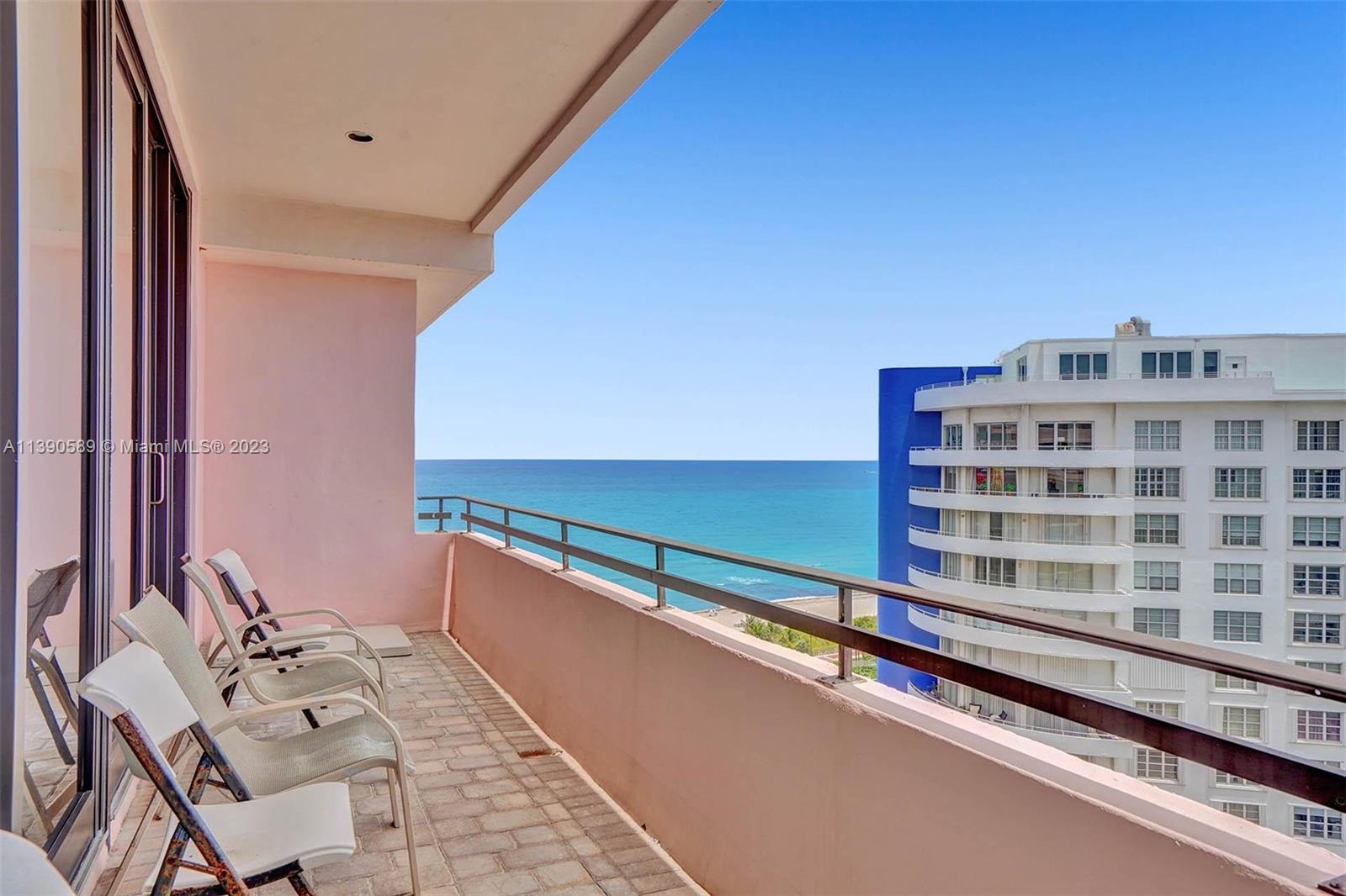 5225 Collins Ave PH7, Miami Beach, Florida 33140, 3 Bedrooms Bedrooms, ,3 BathroomsBathrooms,Residentiallease,For Rent,5225 Collins Ave PH7,A11390589