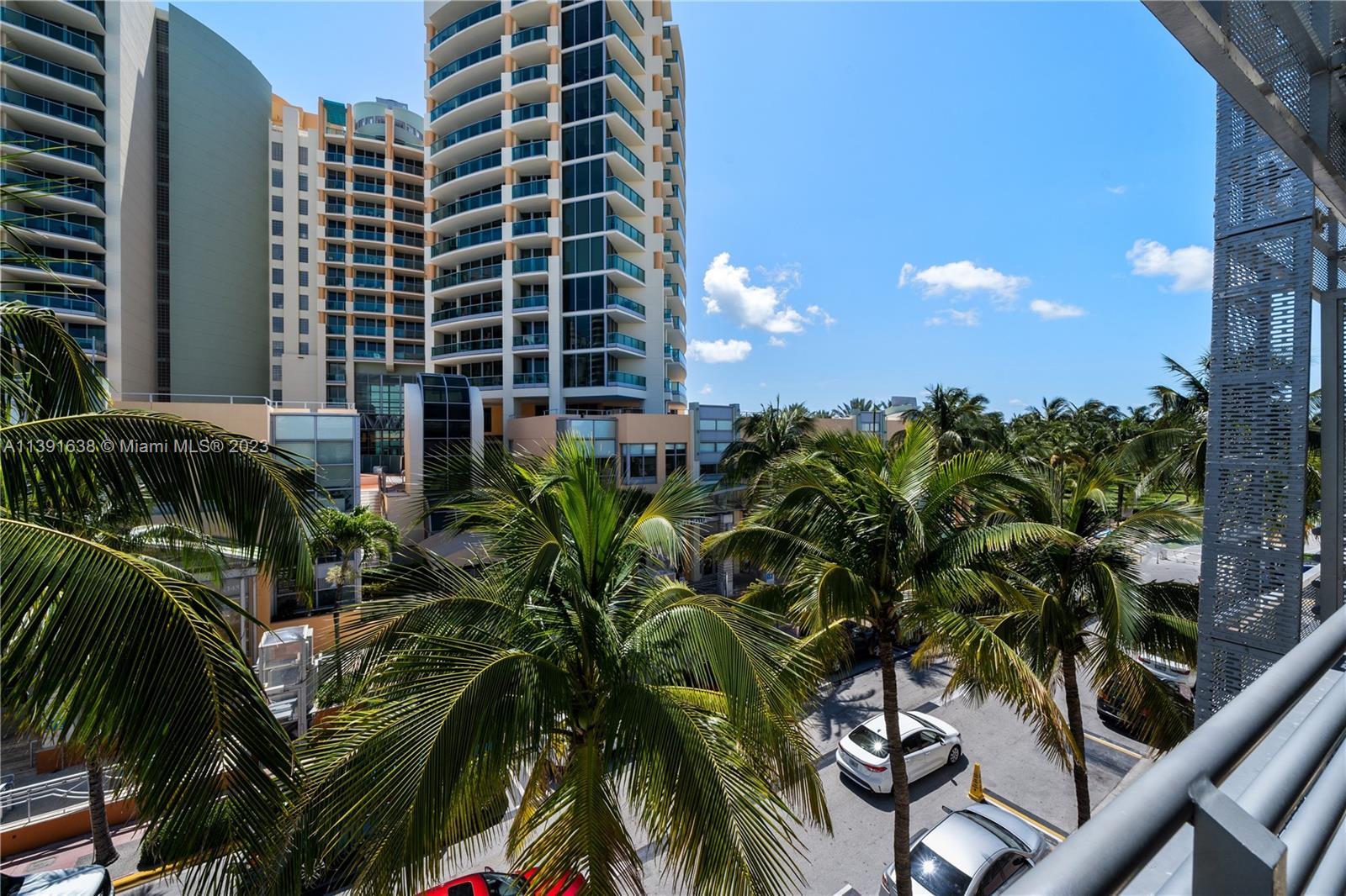 1437  Collins Ave #311 For Sale A11391638, FL