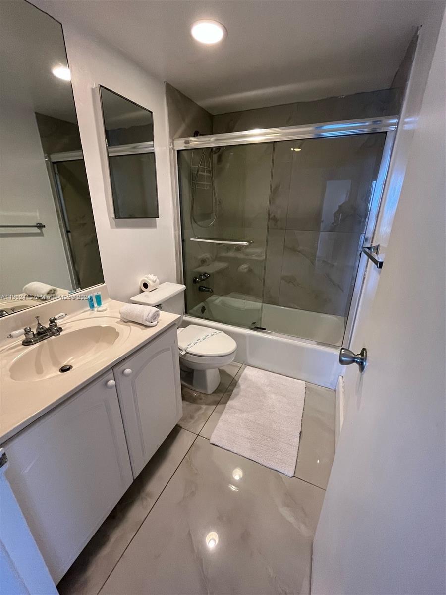 3901 S S Ocean dr PH16O, Hollywood, Florida 33019, 2 Bedrooms Bedrooms, ,2 BathroomsBathrooms,Residential,For Sale,3901 S S Ocean dr PH16O,A11392410