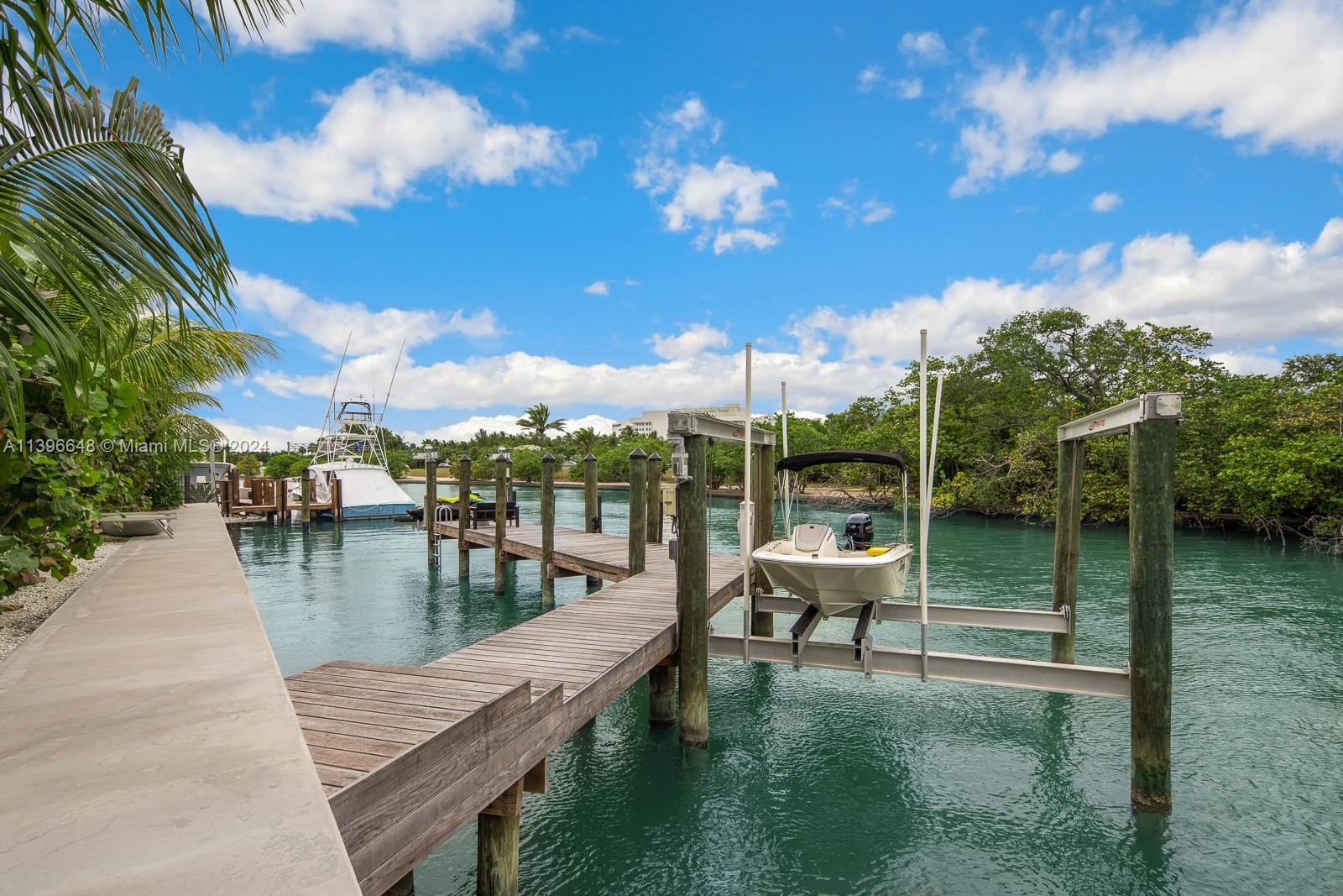 3166 Bay Rd, Miami Beach, FL, 33140 United States, 6 Bedrooms Bedrooms, ,7 BathroomsBathrooms,Residential,For Sale,Bay Rd,A11396648