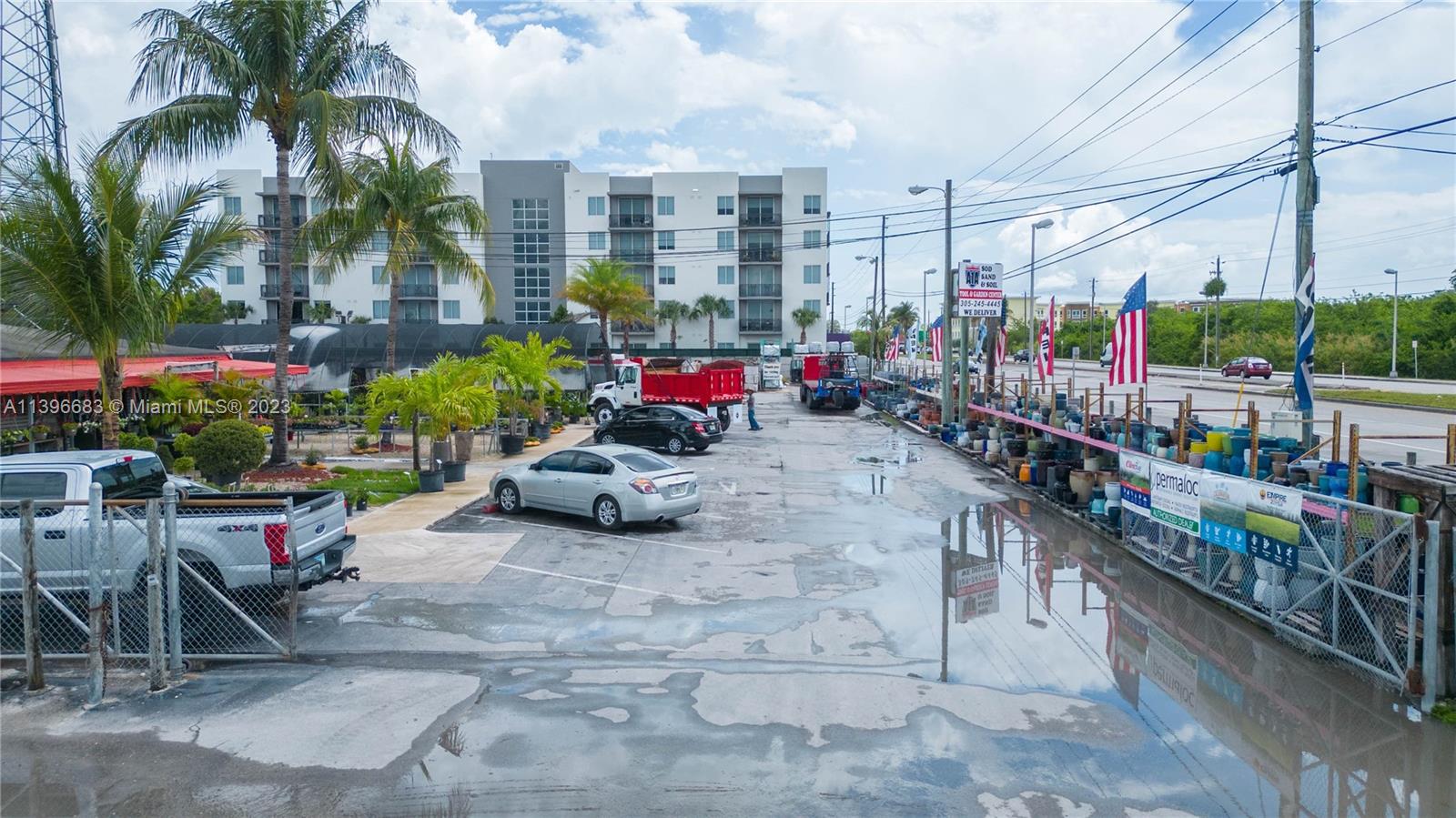 28400-28402 S Dixie Hwy