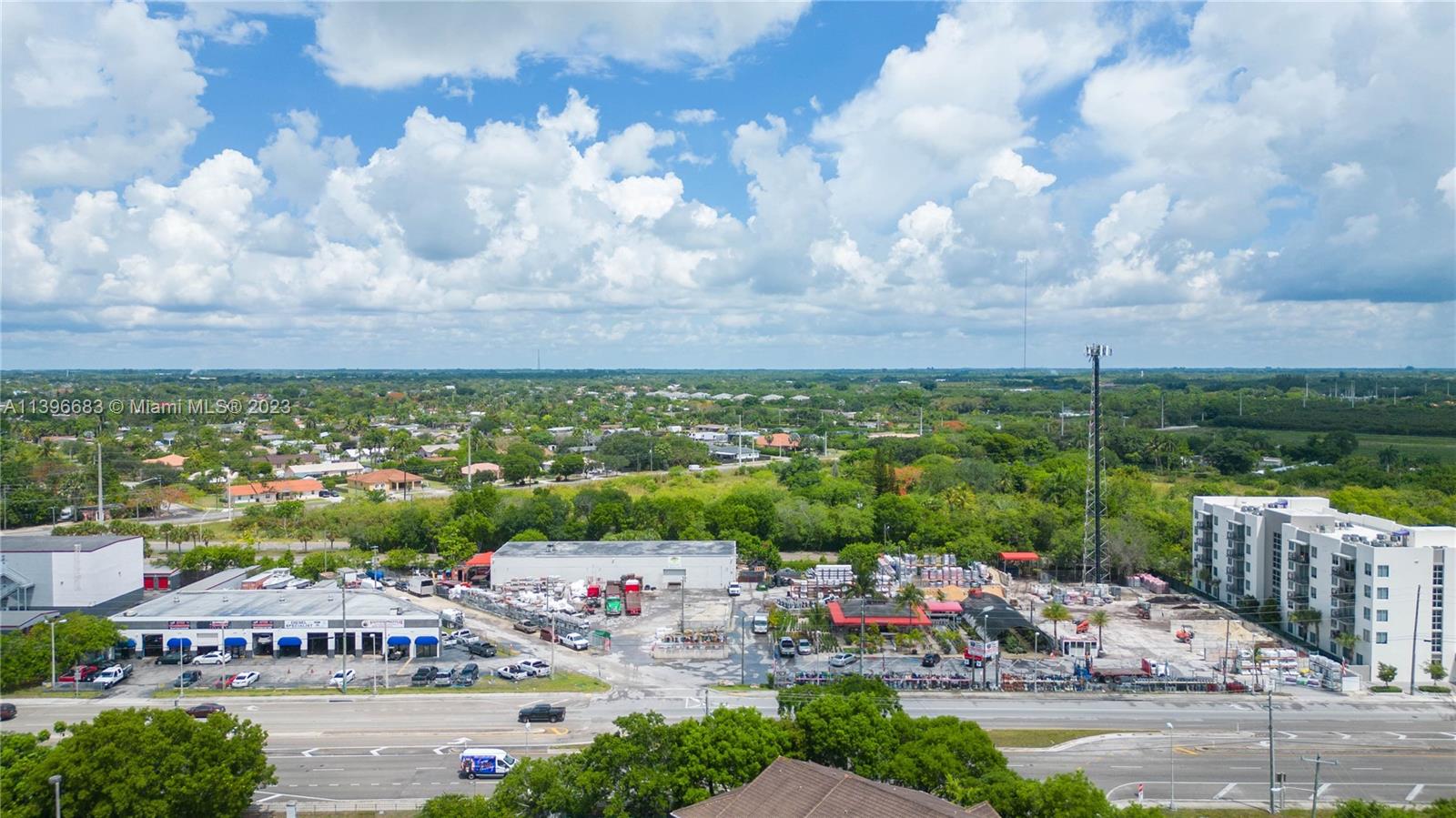 28400-28402 S Dixie Hwy