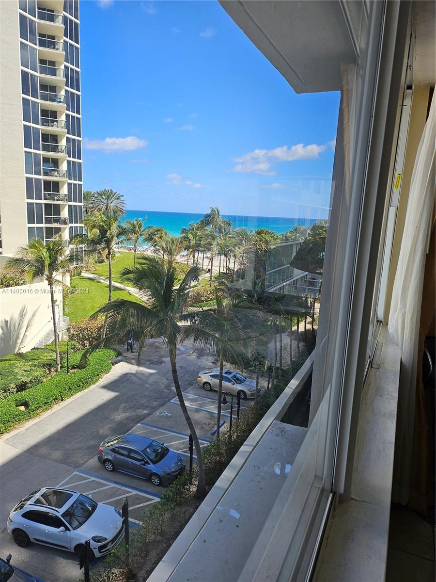 19201 Collins Ave, Sunny Isles Beach, FL, 33160 United States, ,1 BathroomBathrooms,Residential,For Sale,Collins Ave,A11400016