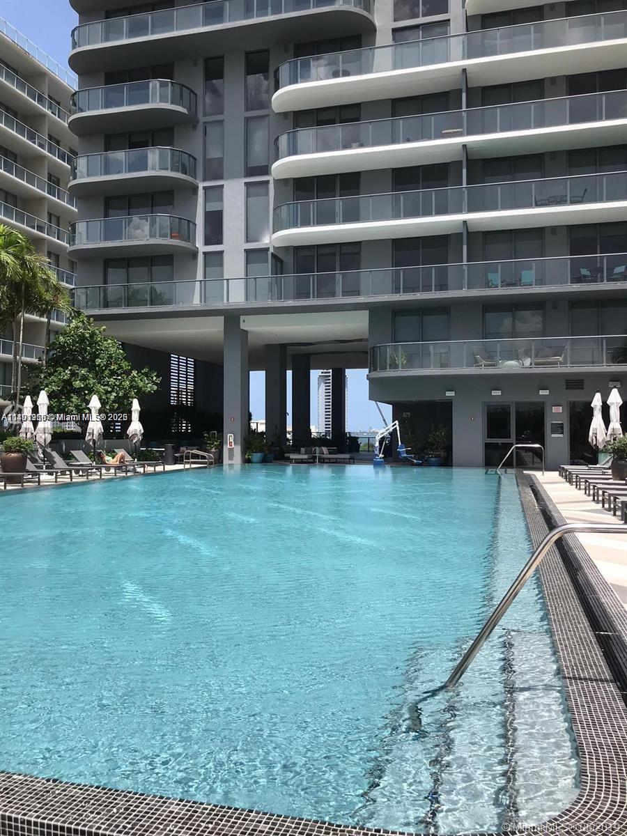 121 NE 34 St 2215, Miami, Florida 33137, 1 Bedroom Bedrooms, ,1 BathroomBathrooms,Residentiallease,For Rent,121 NE 34 St 2215,A11401356