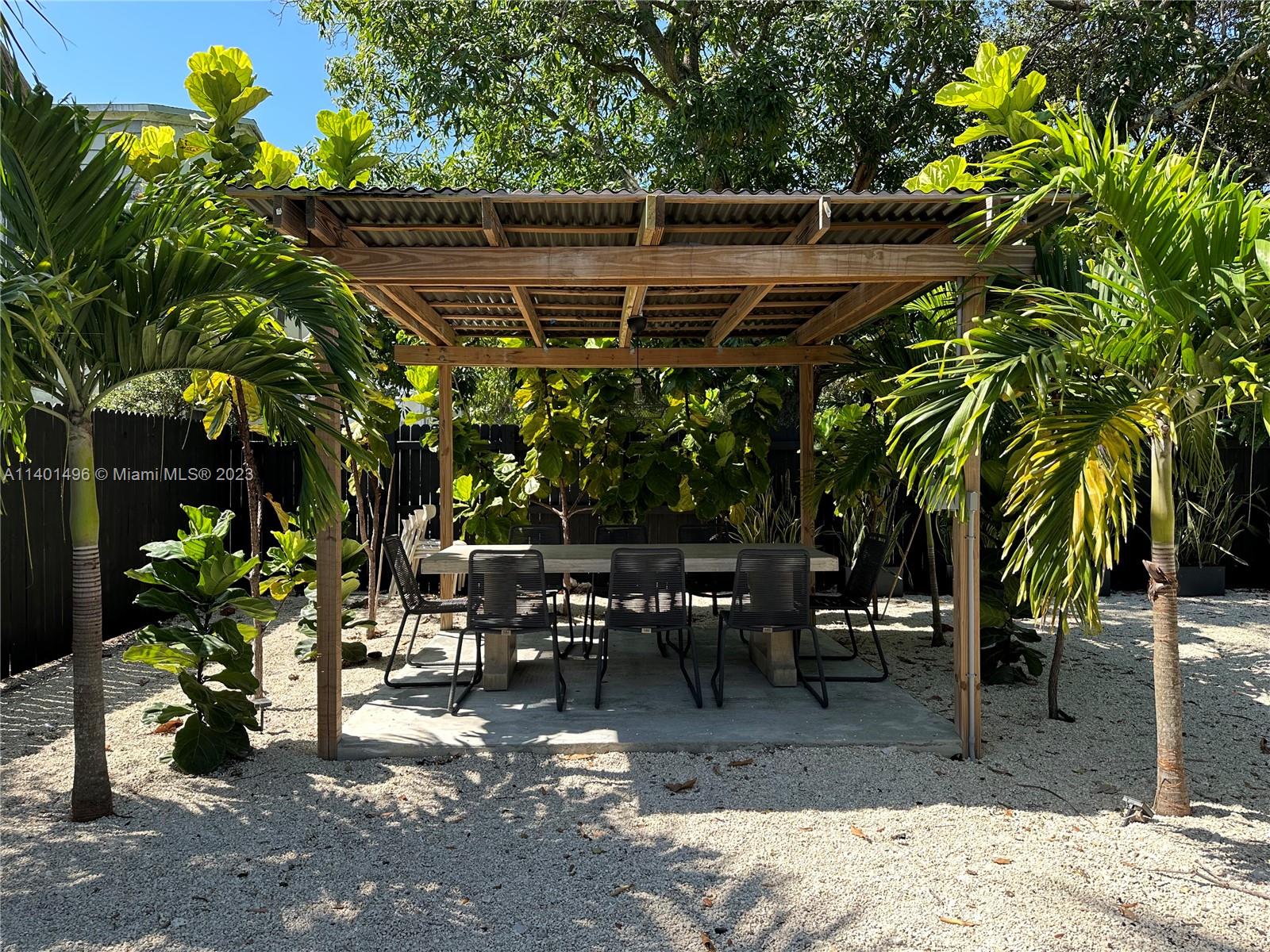 436 NE 64th St 1, Miami, Florida 33138, 2 Bedrooms Bedrooms, ,2 BathroomsBathrooms,Residentiallease,For Rent,436 NE 64th St 1,A11401496