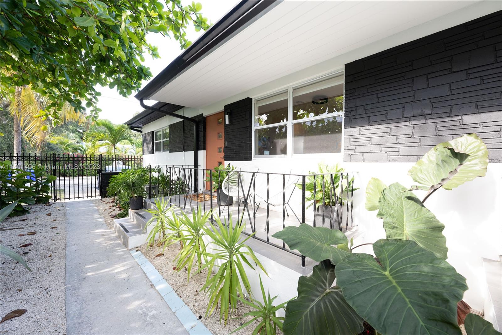 436 NE 64th St 1, Miami, Florida 33138, 2 Bedrooms Bedrooms, ,2 BathroomsBathrooms,Residentiallease,For Rent,436 NE 64th St 1,A11401496